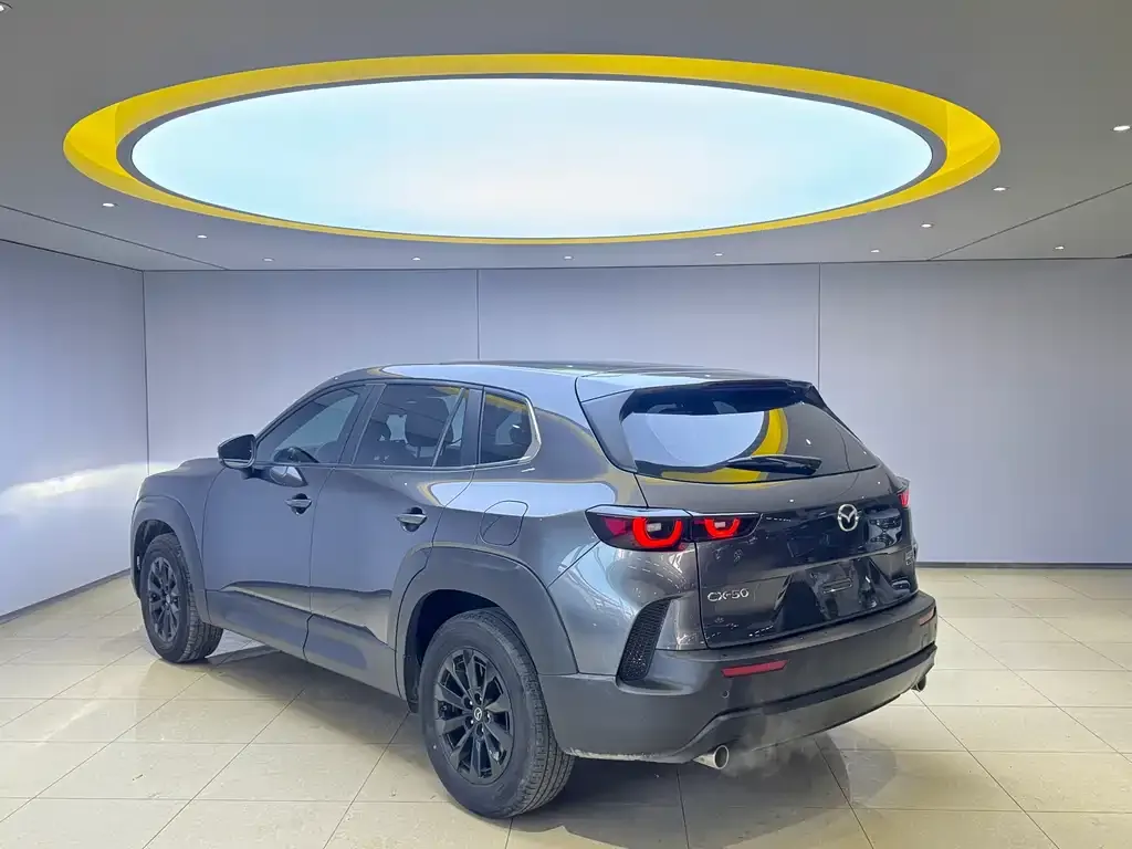 Mazda CX-50 2023 из CN, фото 7