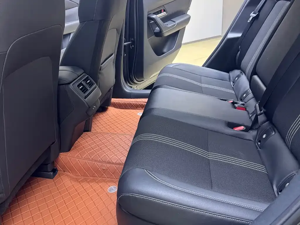 Mazda CX-50 2023 из CN, фото 5