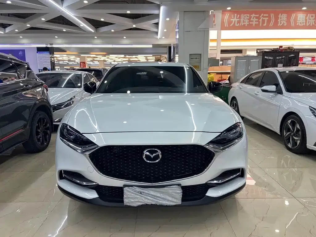 Mazda CX-4 2023 из CN, фото 2