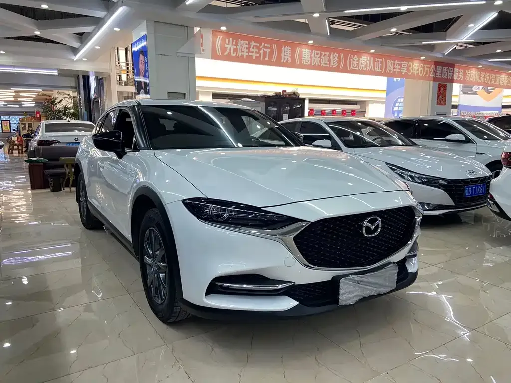 Mazda CX-4 2023 из CN, фото 9