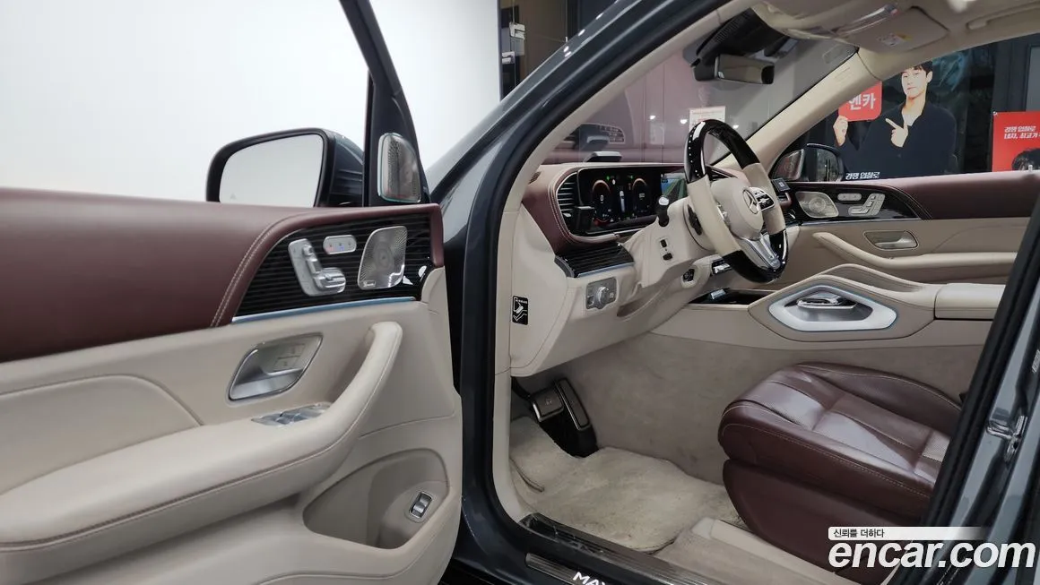 Mercedes-Benz GLS-Class — фото 7