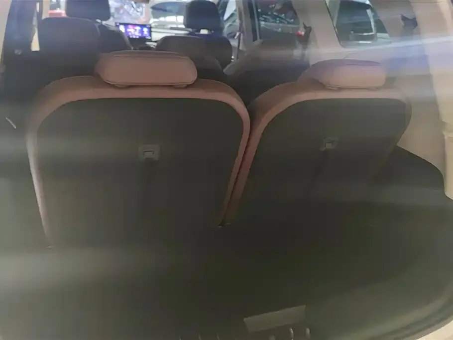 Geely Haoyue 2022 из CN, фото 2