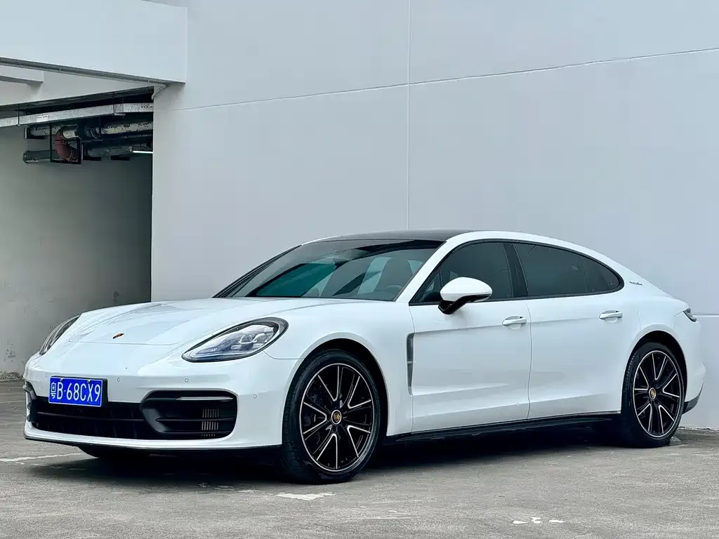 Porsche Panamera 2023 из CN, фото 1