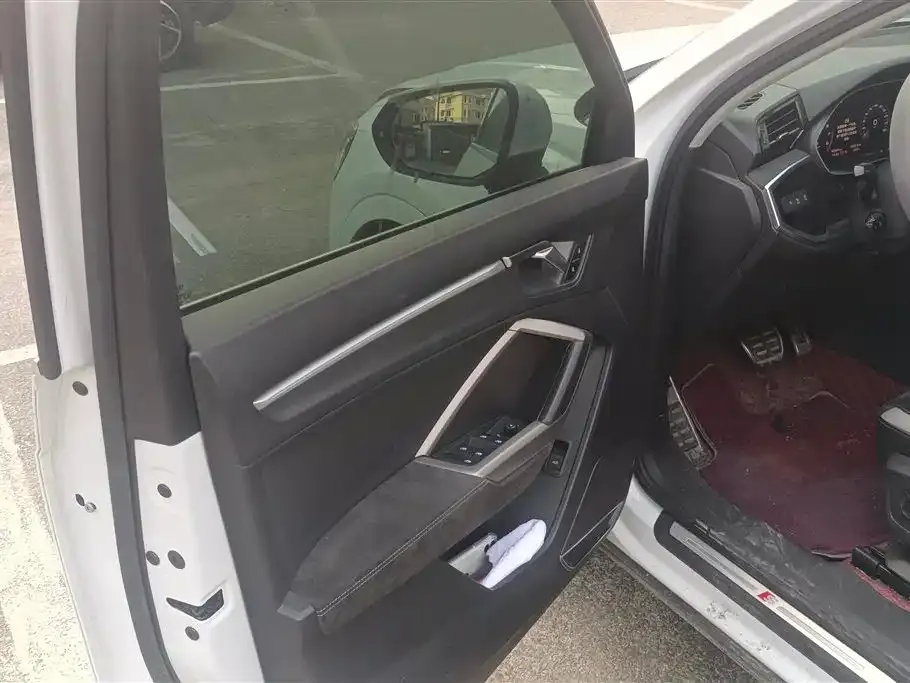 Audi Q3 2021 из CN, фото 6