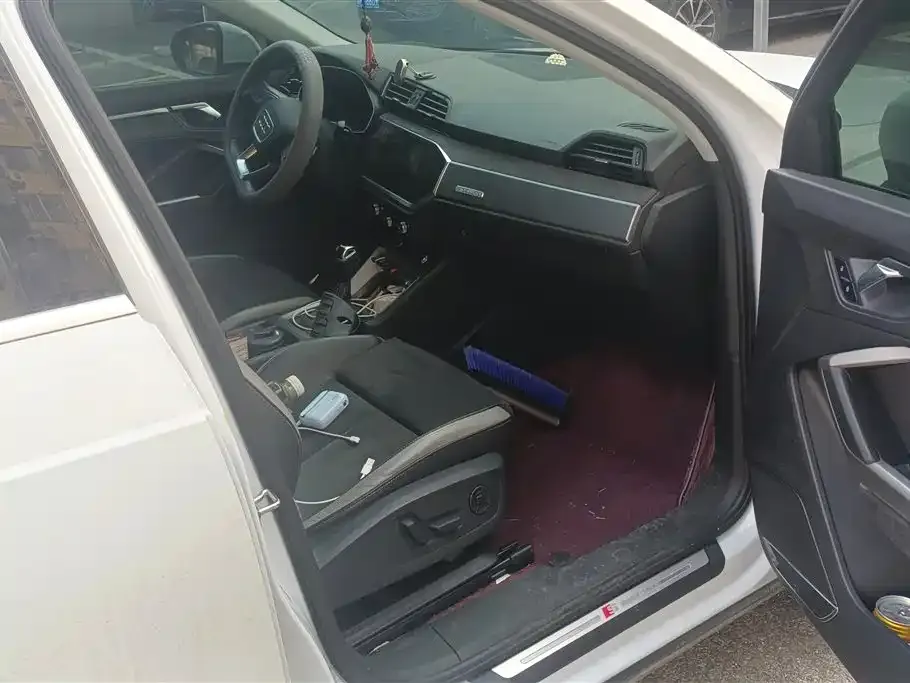 Audi Q3 2021 из CN, фото 3