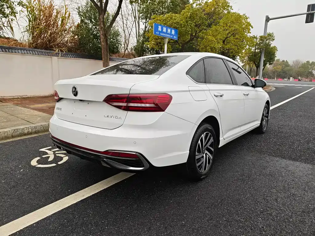 Volkswagen Lavida 2024 из CN, фото 10
