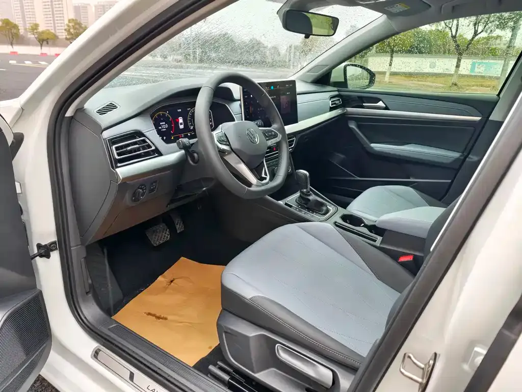 Volkswagen Lavida 2024 из CN, фото 4