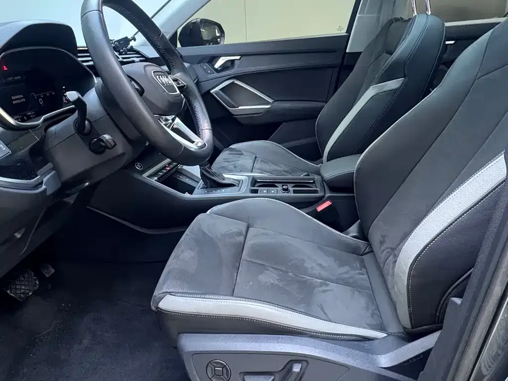 Audi Q3 2022 из CN, фото 8