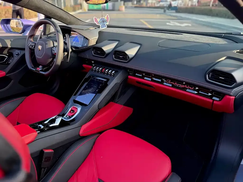 Lamborghini Huracan 2023 из CN, фото 2