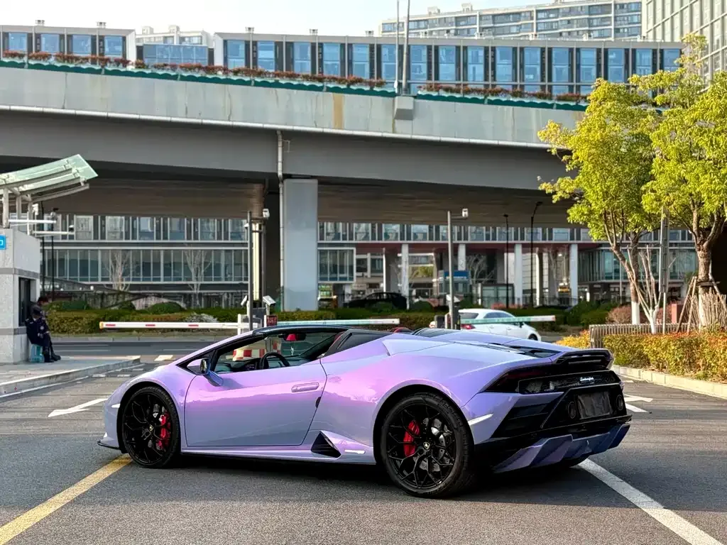 Lamborghini Huracan 2023 из CN, фото 5