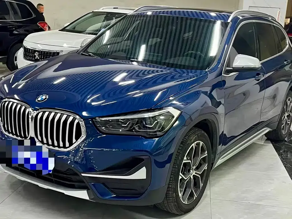 BMW X1 — фото 1
