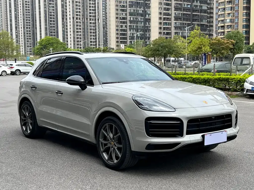 Porsche Cayenne — фото 5