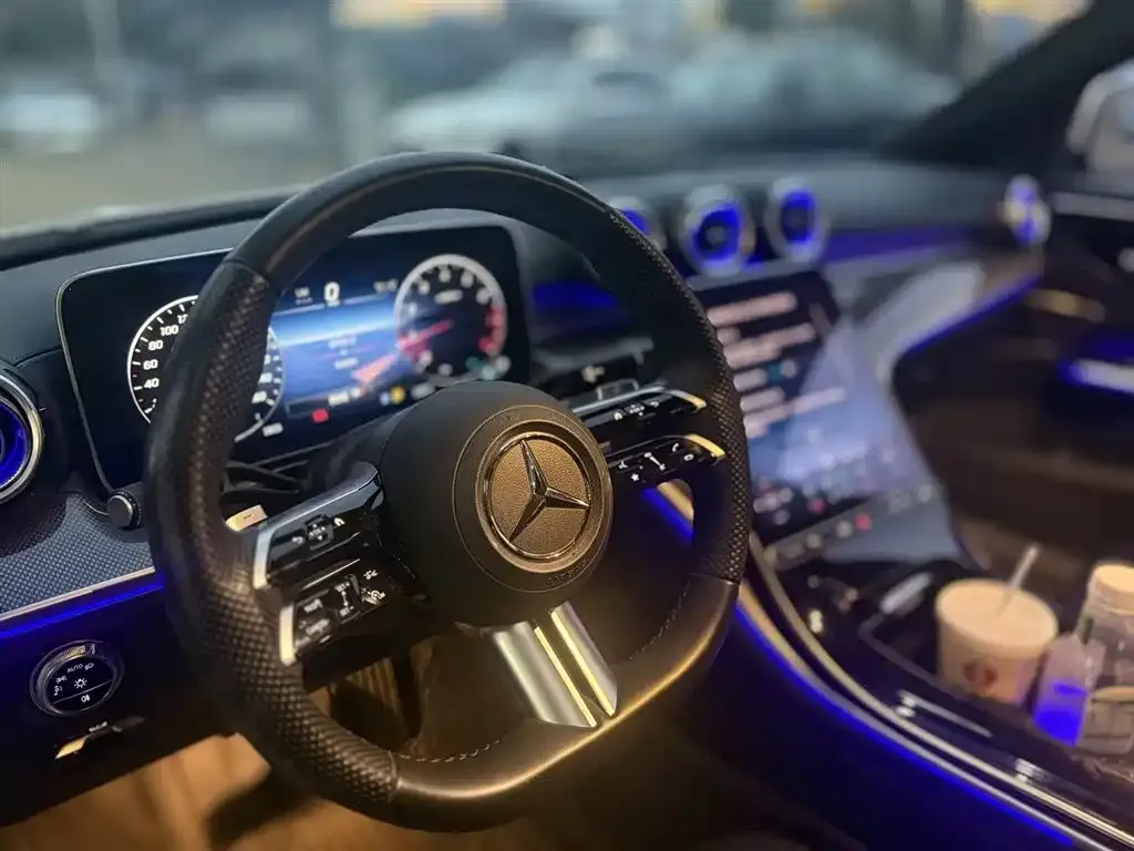 Mercedes-Benz C-Class — фото 10