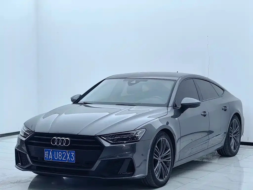 Audi A7 — фото 1