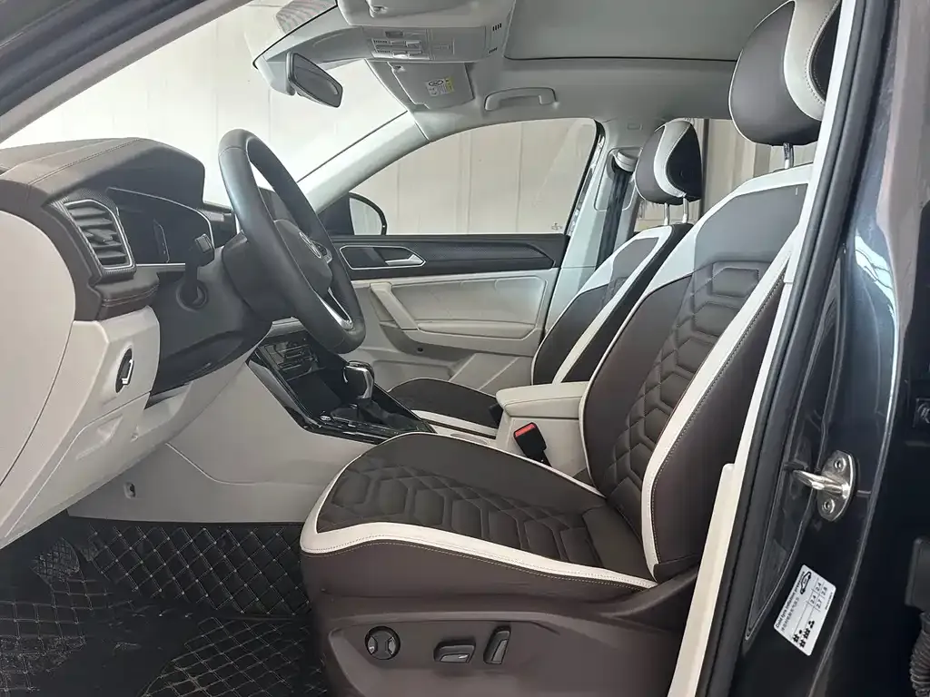 Volkswagen Tayron 2022 из CN, фото 9
