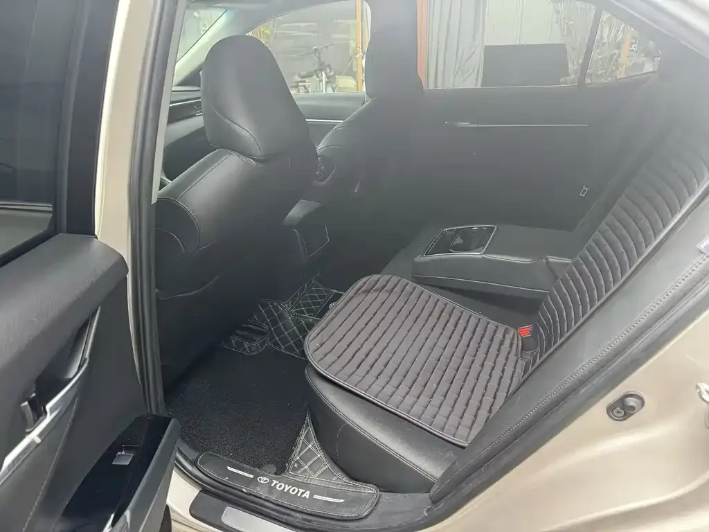 Toyota Camry 2021 из CN, фото 6