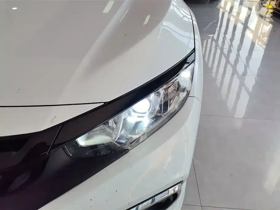 Honda Civic — фото 9