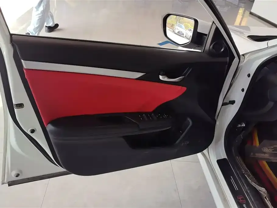Honda Civic — фото 3