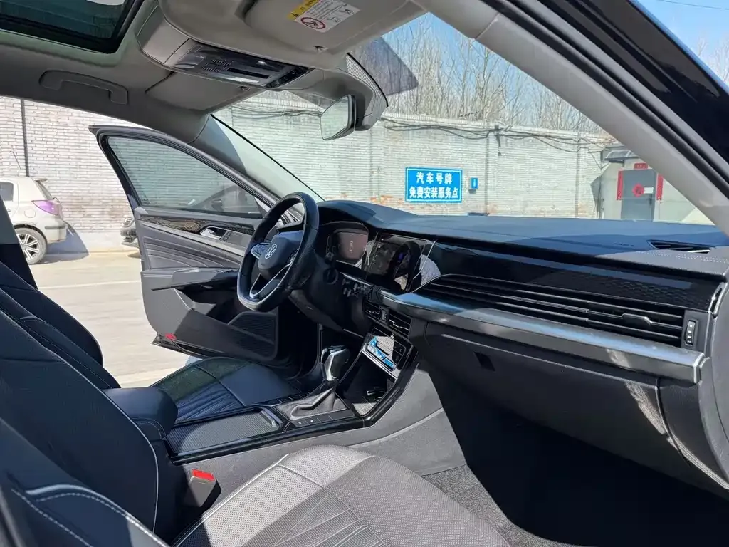 Volkswagen Passat — фото 7