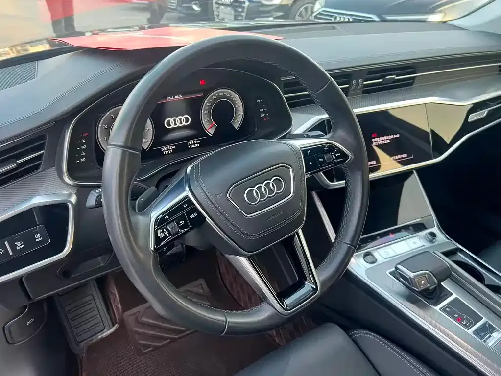 Audi A6L — фото 9