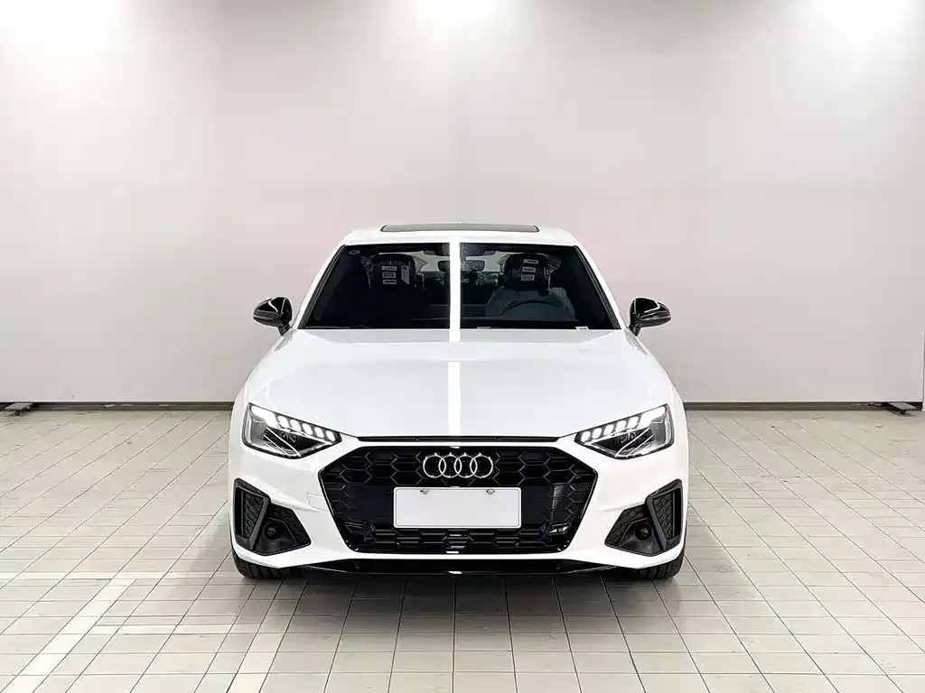 Audi A4L — фото 2