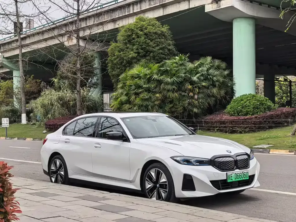 BMW i3 2024 из CN, фото 6