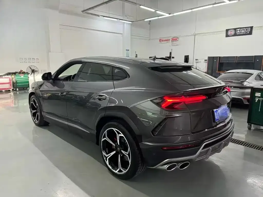 Lamborghini Urus — фото 4