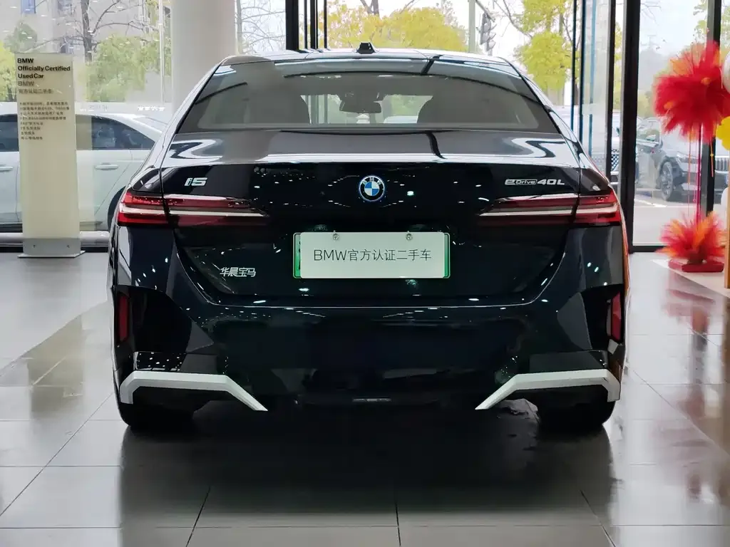 BMW i5 — фото 4