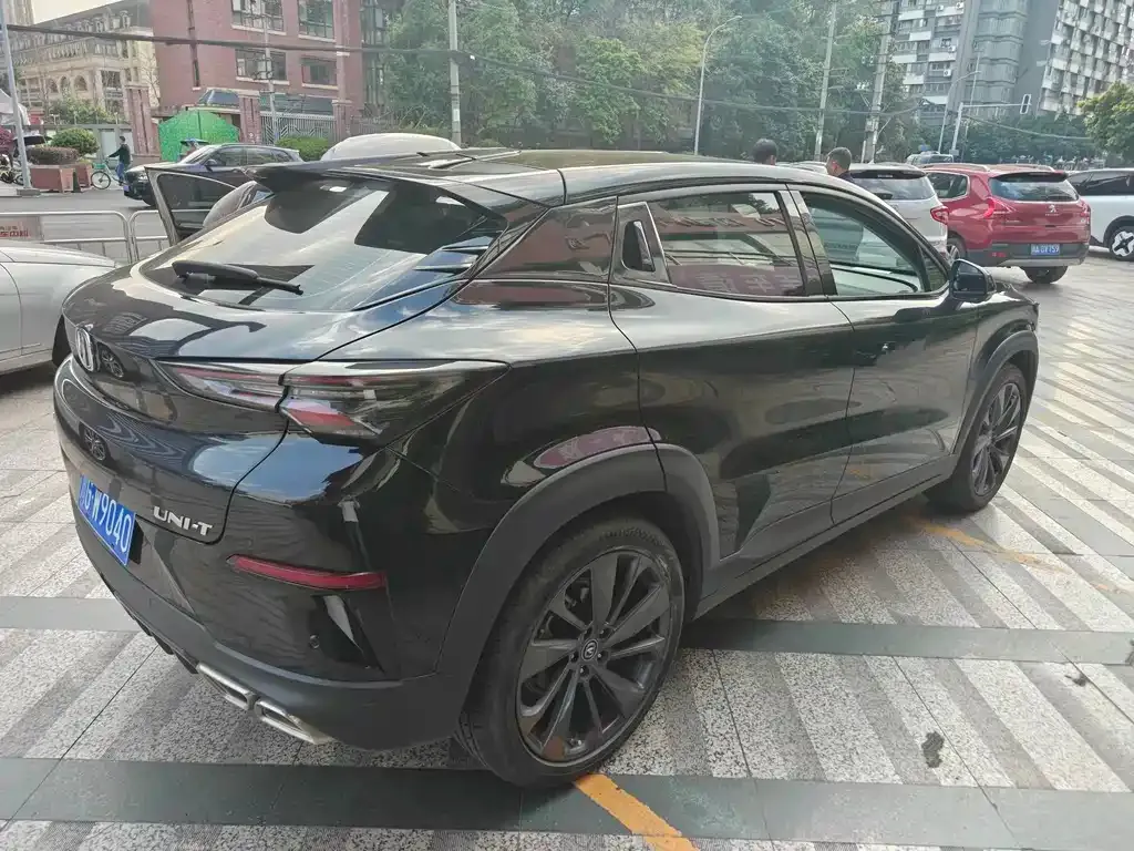 Changan UNI-T 2021 из CN, фото 2