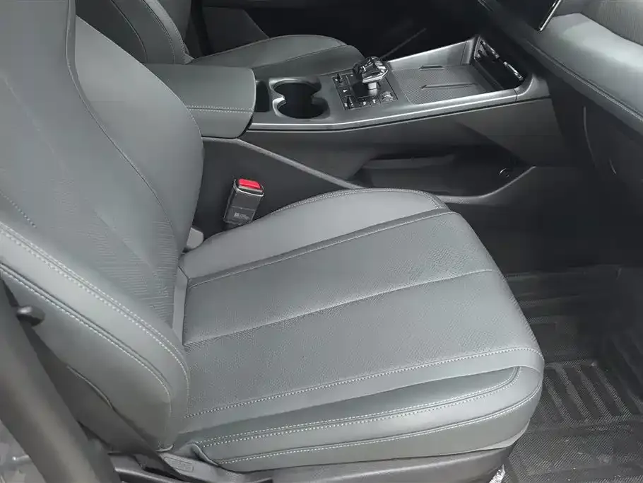 BYD Qin PLUS — фото 10