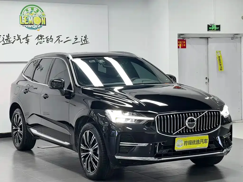 Volvo XC60 — фото 7