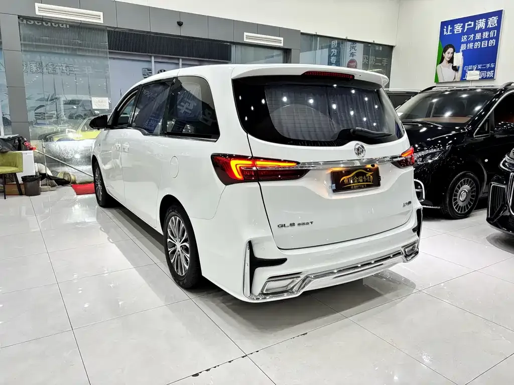 Buick GL8 2022 из CN, фото 5