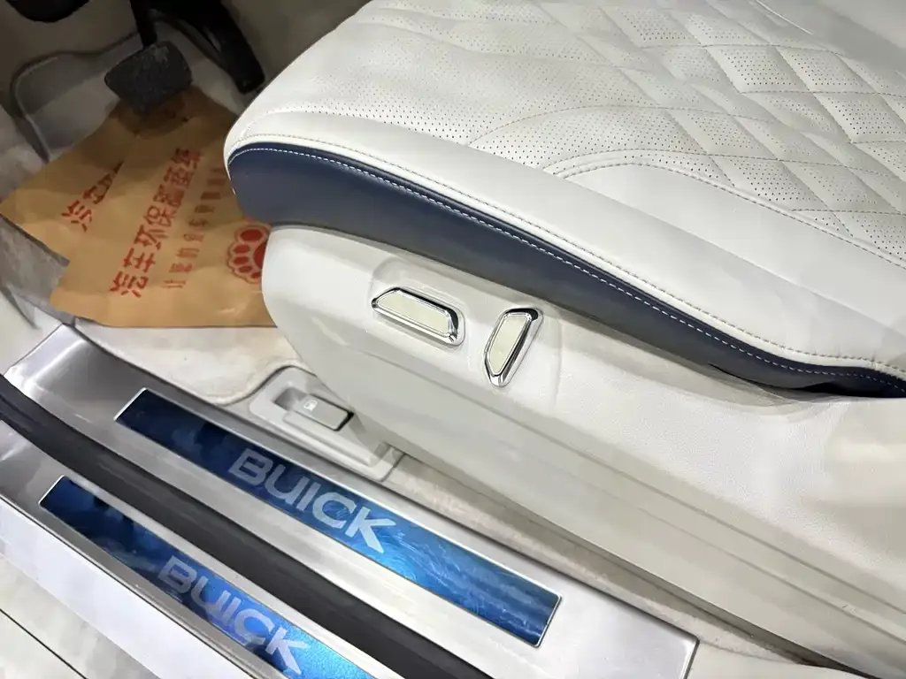 Buick GL8 2022 из CN, фото 6