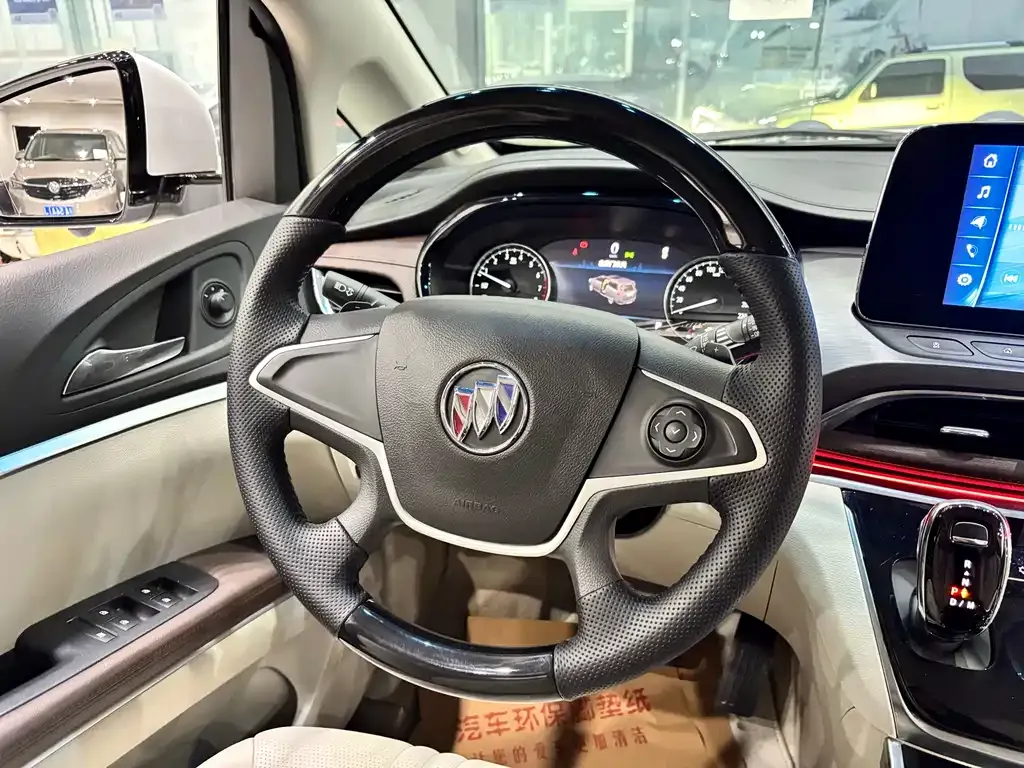 Buick GL8 2022 из CN, фото 9