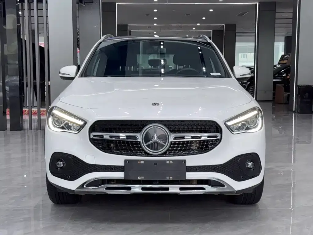 Mercedes-Benz GLA — фото 3