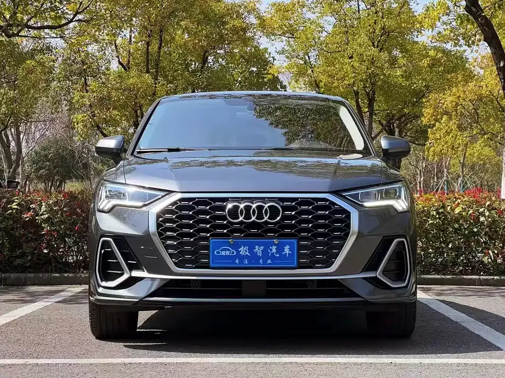 Audi Q3 Sportback — фото 8