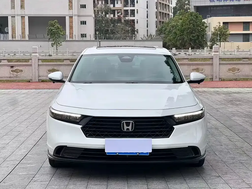 Honda Accord — фото 3