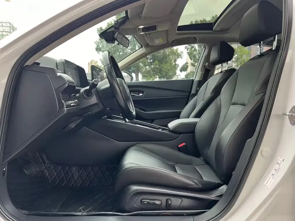 Honda Accord — фото 2