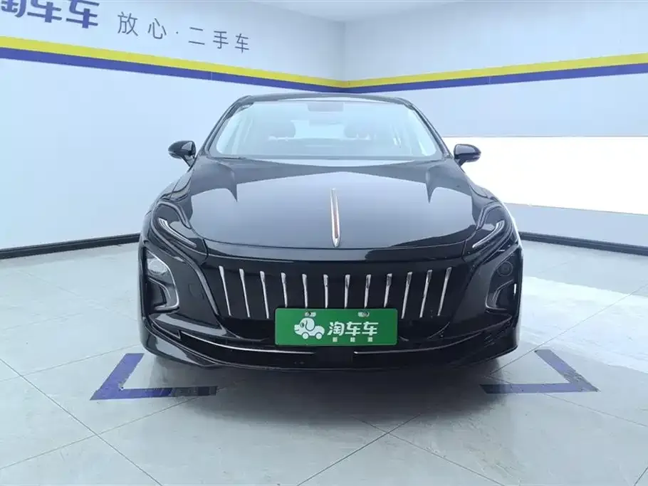 Hongqi E-QM5 — фото 5