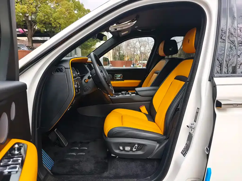 Rolls-Royce Cullinan 2022 из CN, фото 2