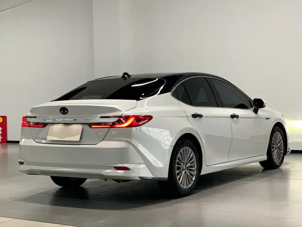 Toyota Camry 2025 из CN, фото 9