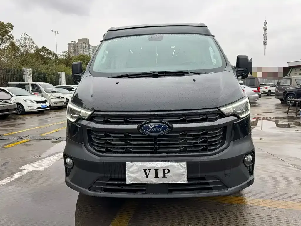 Ford Transit 2023 из CN, фото 1