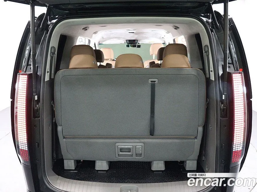 Hyundai Staria 2023 из KR, фото 5