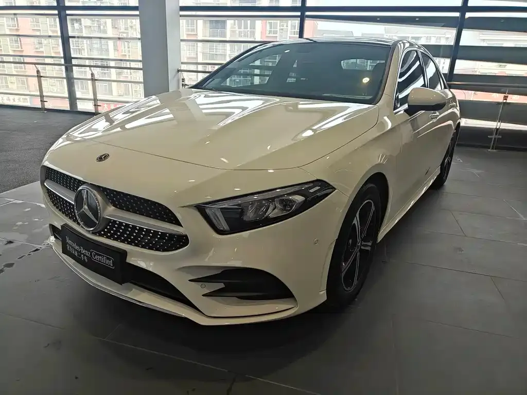 Mercedes-Benz A-Class — фото 1