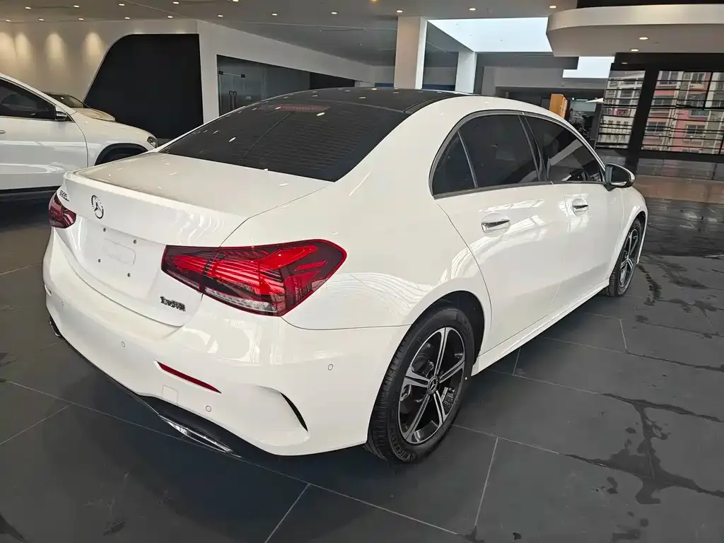 Mercedes-Benz A-Class — фото 10
