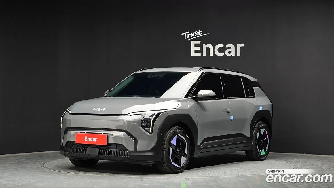 Kia EV3 — фото 1