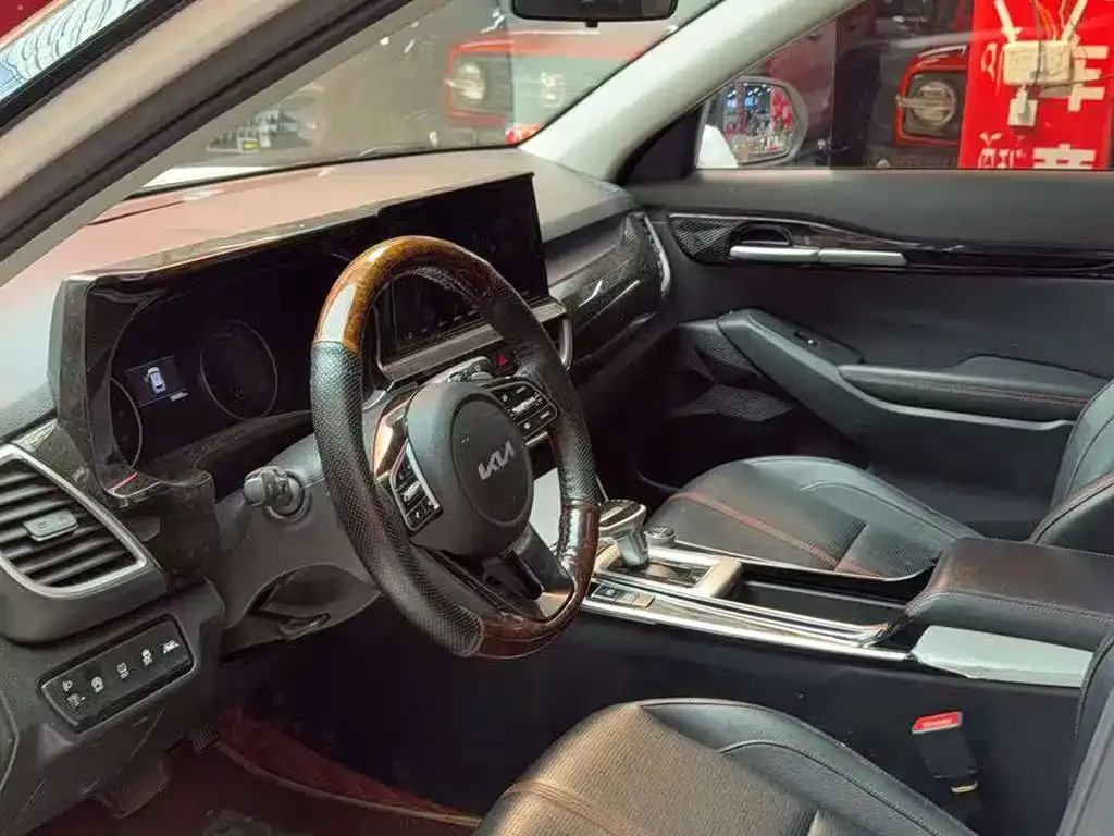 Kia KX3 2023 из CN, фото 6