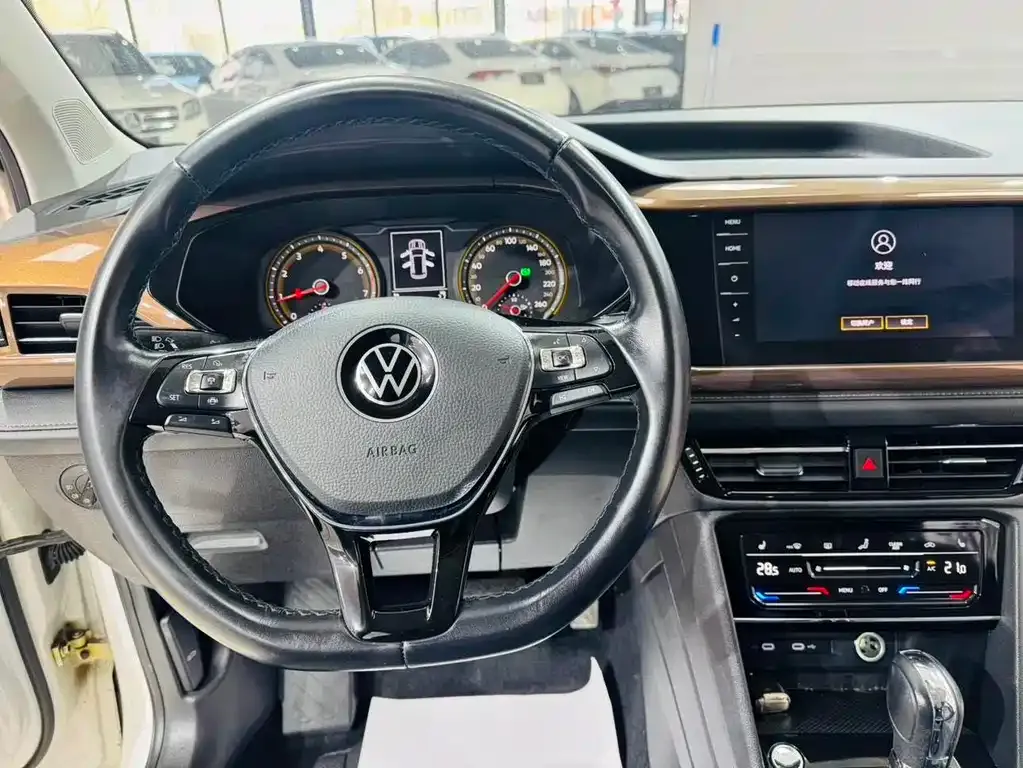 Volkswagen Tharu 2021 из CN, фото 7