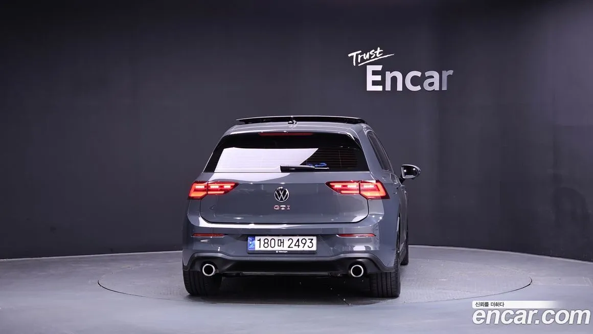 Volkswagen Golf 2024 из KR, фото 10