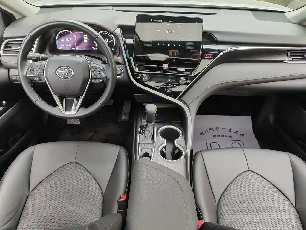 Toyota Camry 2023 из CN, фото 6